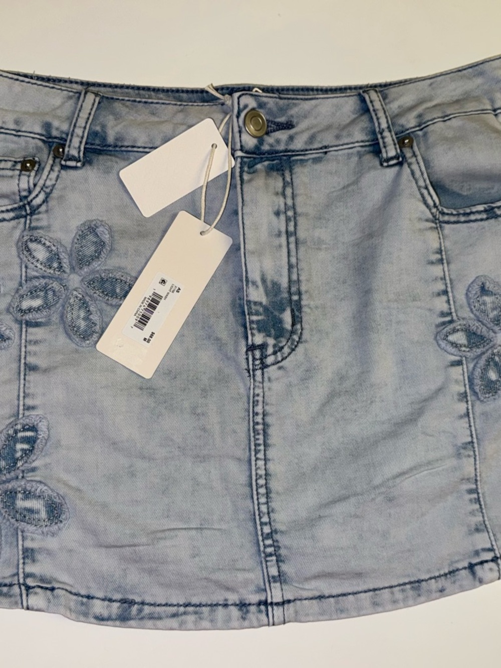 New Altard State Skirt Size M Flowers Blue Denim Mini, $68 - Picture 8 of 10